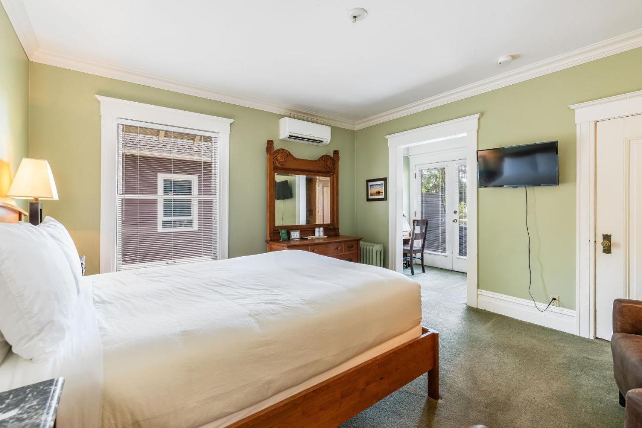 Seattle Gaslight Inn エクステリア 写真