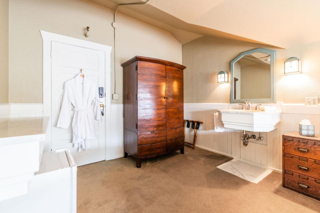 Seattle Gaslight Inn エクステリア 写真