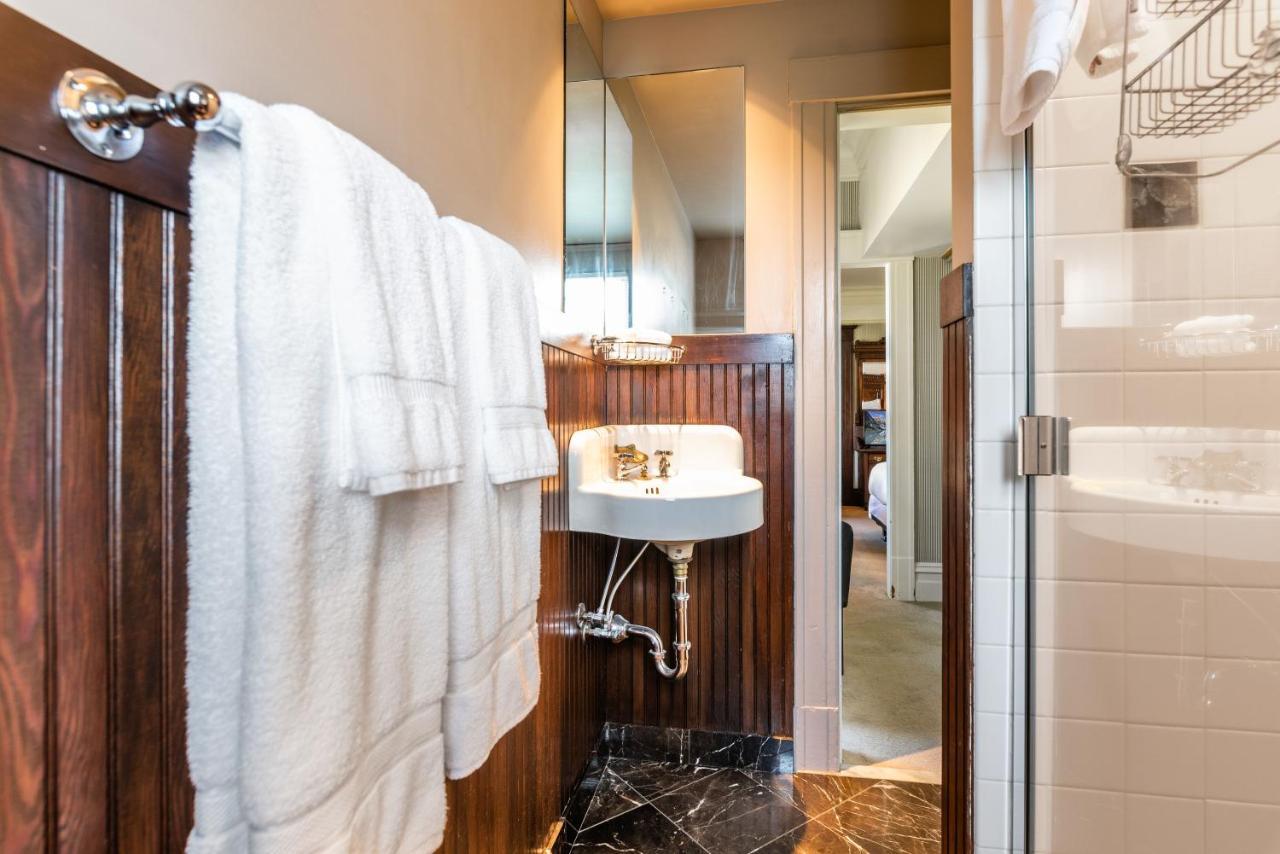Seattle Gaslight Inn エクステリア 写真