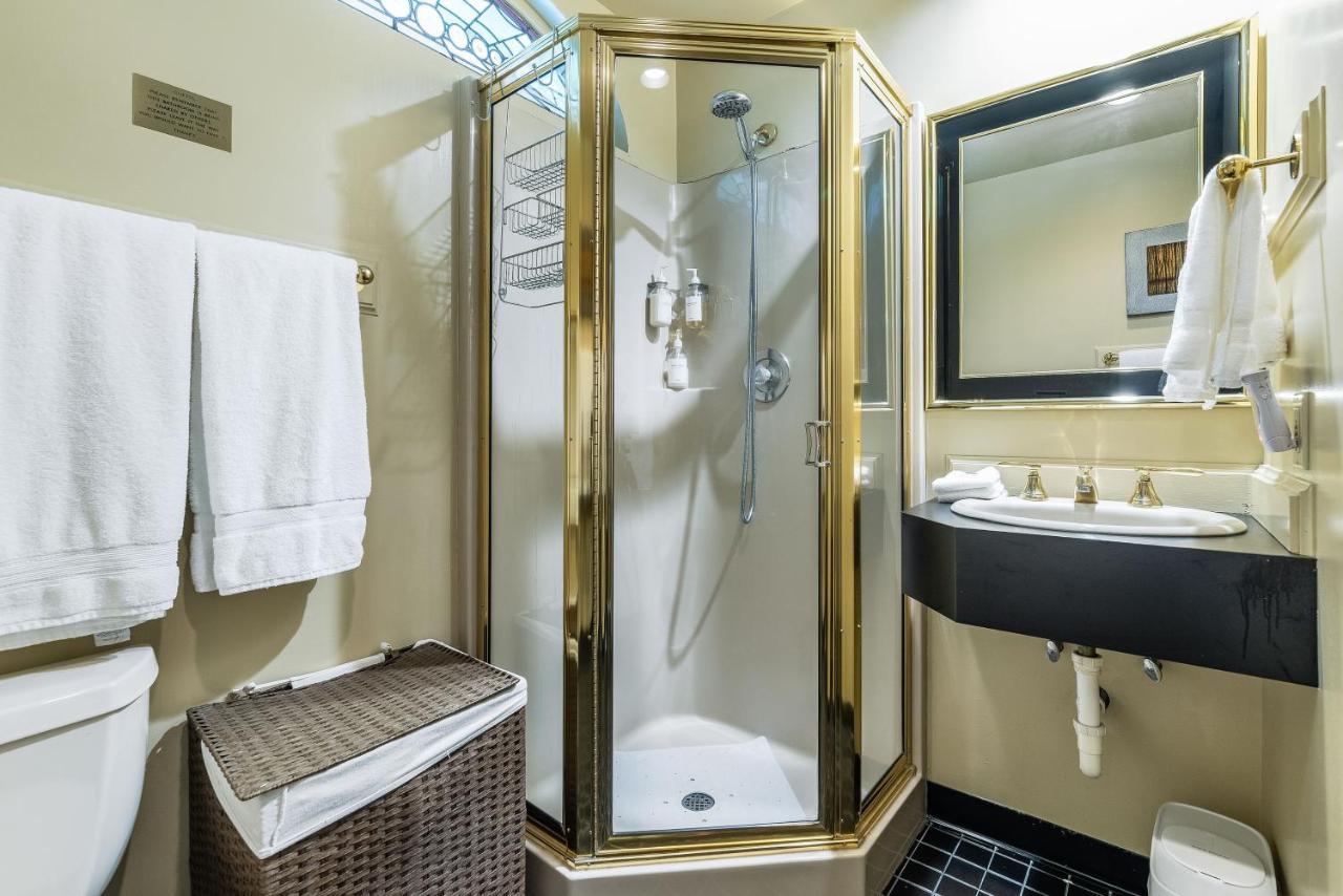 Seattle Gaslight Inn エクステリア 写真